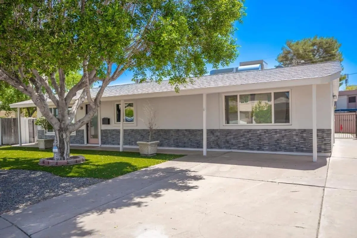 Scottsdale Sass - 5 Min To Old Town Pool And Fire Villa